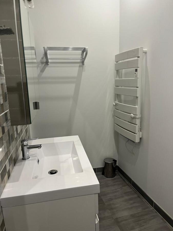 Appartement T4 140 M2 Spacieux Et Calme Pour 8 Personnes Luz-Saint-Sauveur Exterior photo